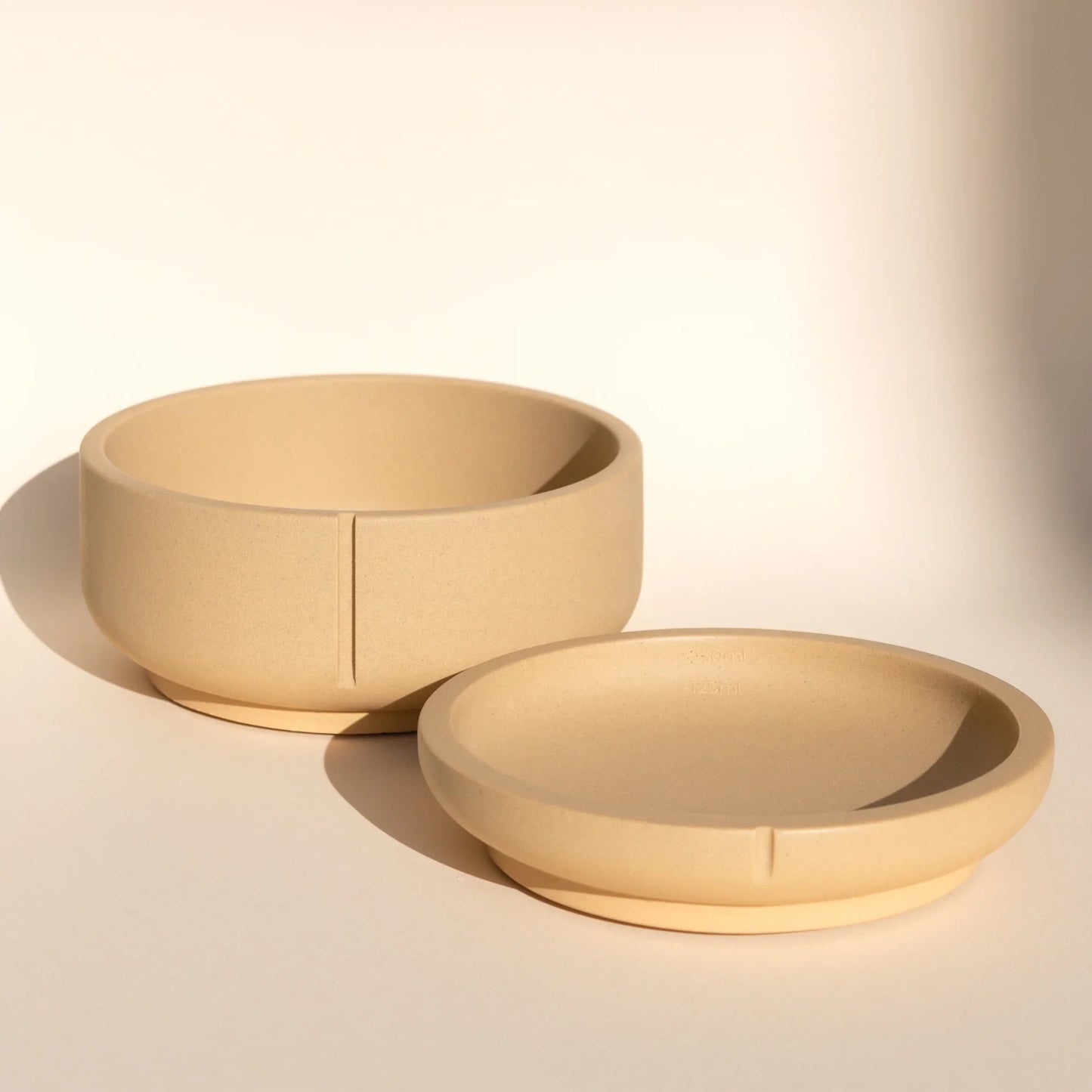 Classic Feeder Bowl - Camel Brown