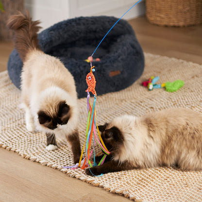 Streamer Fish Play and Catch Wand