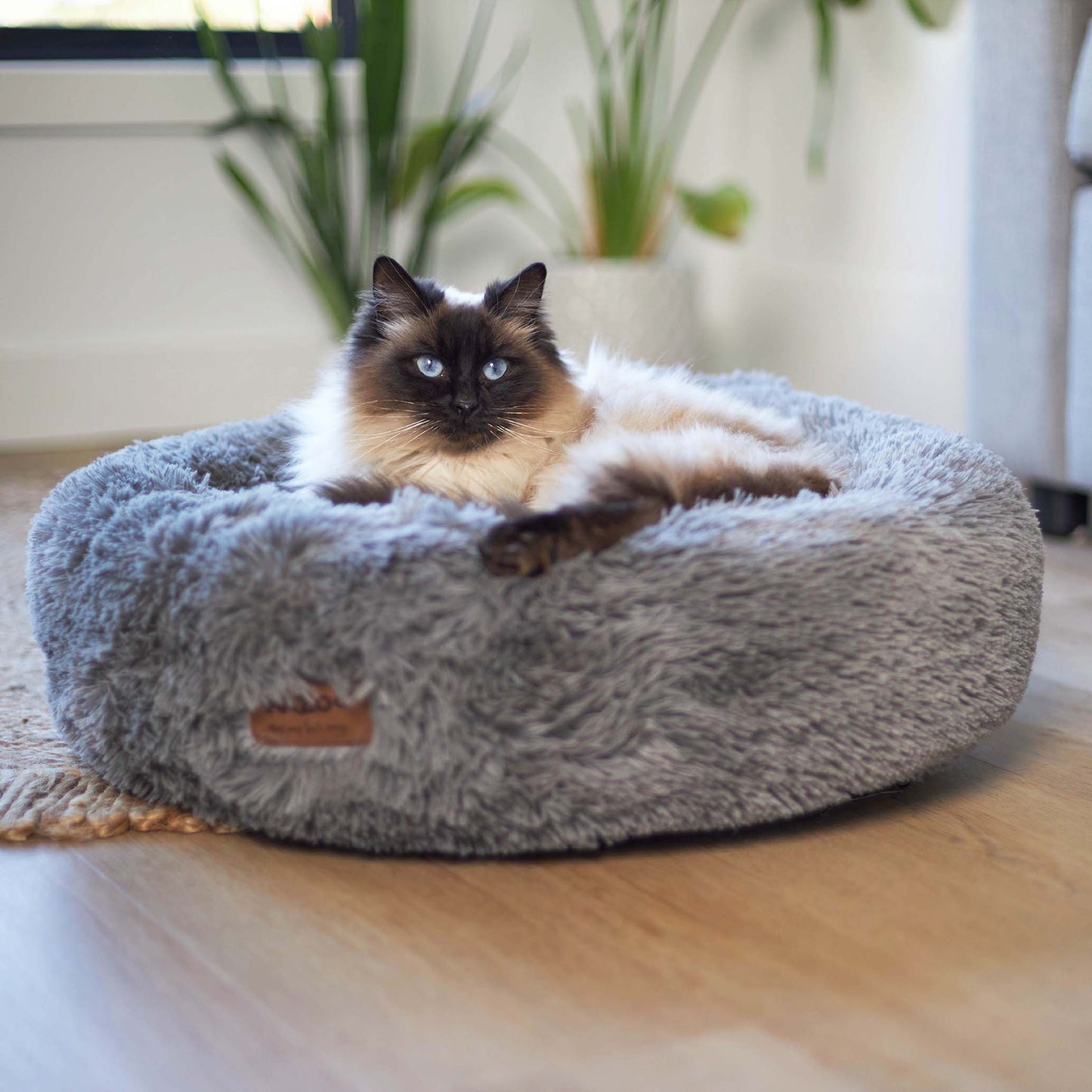 Kitty Peacock Bed - Mud