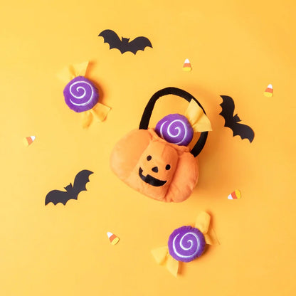 Halloween Burrow™ - Trick-or-Treat Basket